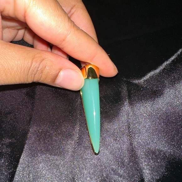 Sharktooth Necklace - Picture 2 of 3